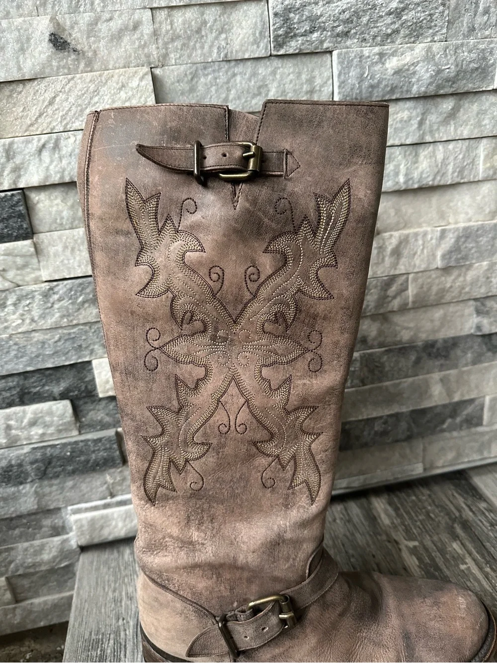 MIZ MOOZ Leather Western Ankle Booties Size 9